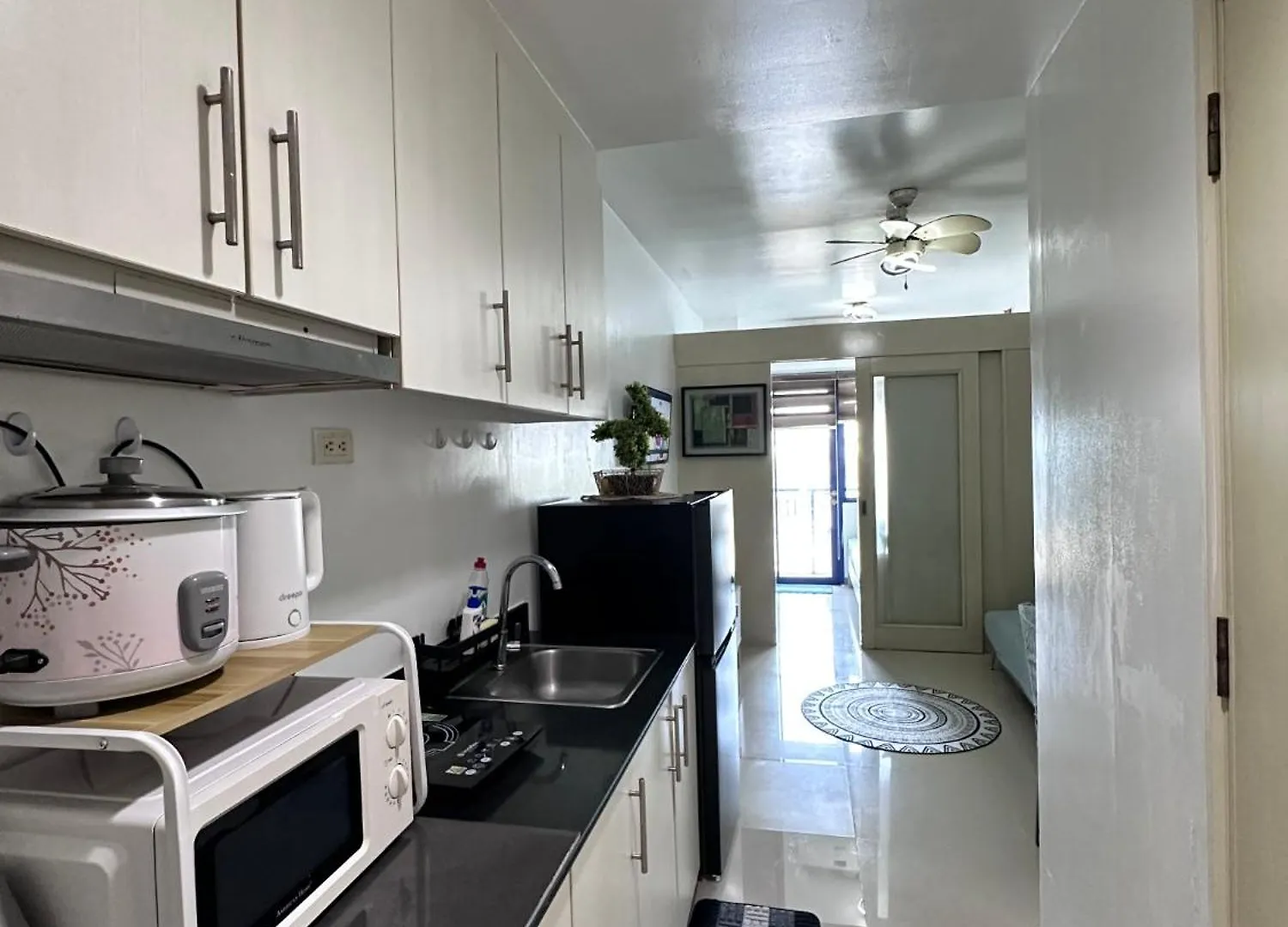 Ξενοδοχείο με διαμερίσματα Msr Condo Vacation Rental Μανίλα