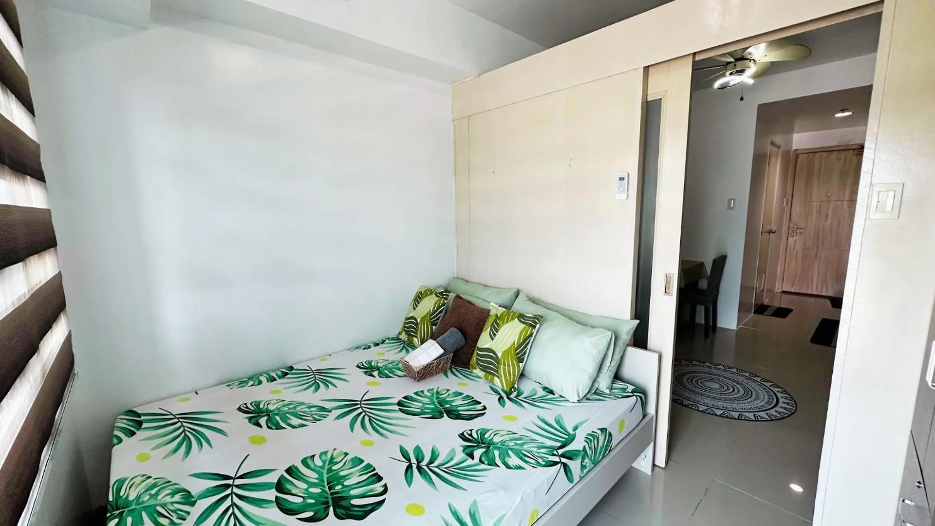 Msr Condo Vacation Rental Manila Aparthotel